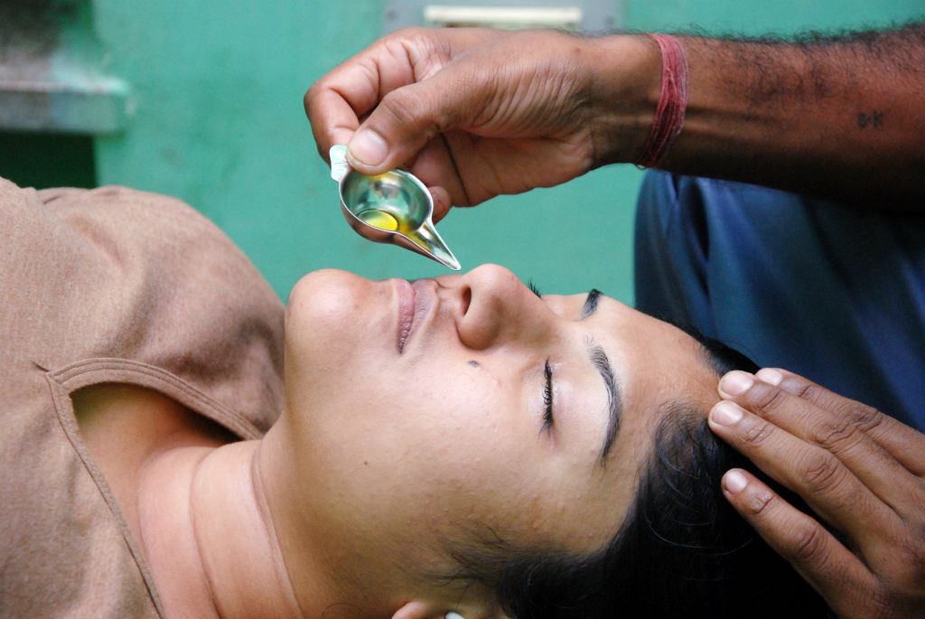 Ayurvedic Eye Treatment: Procedures, Tips To Improve Eyesight